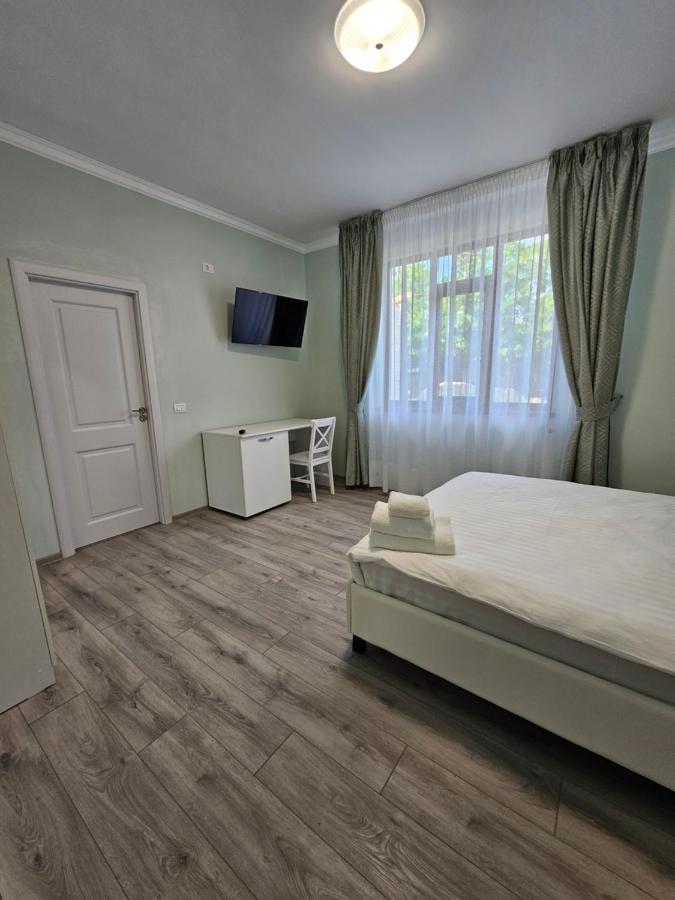 Colt De Rai Bed & Breakfast Hîrtoape Екстериор снимка