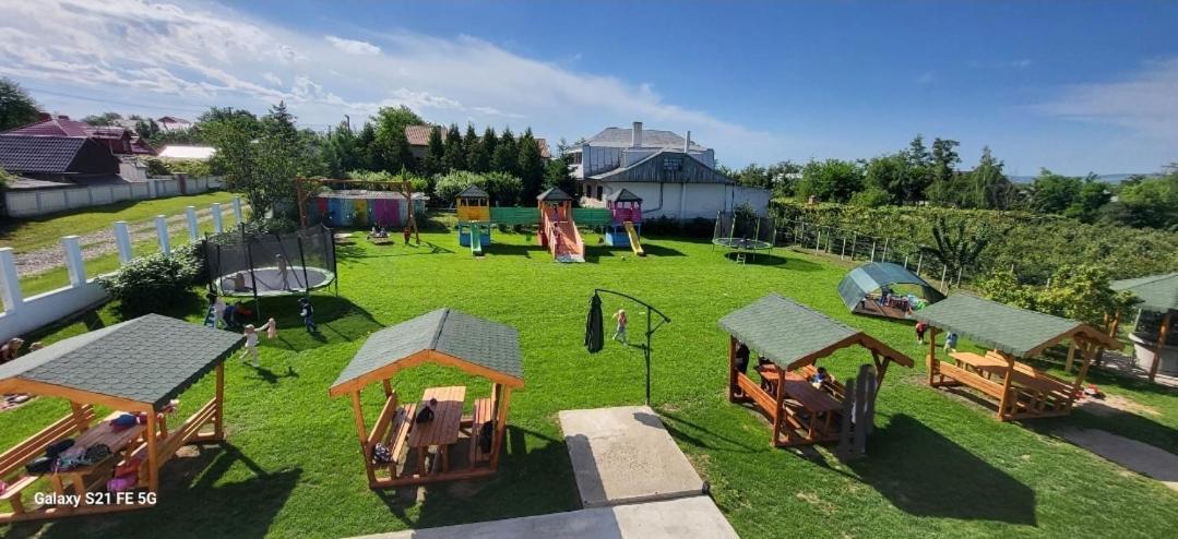 Colt De Rai Bed & Breakfast Hîrtoape Екстериор снимка